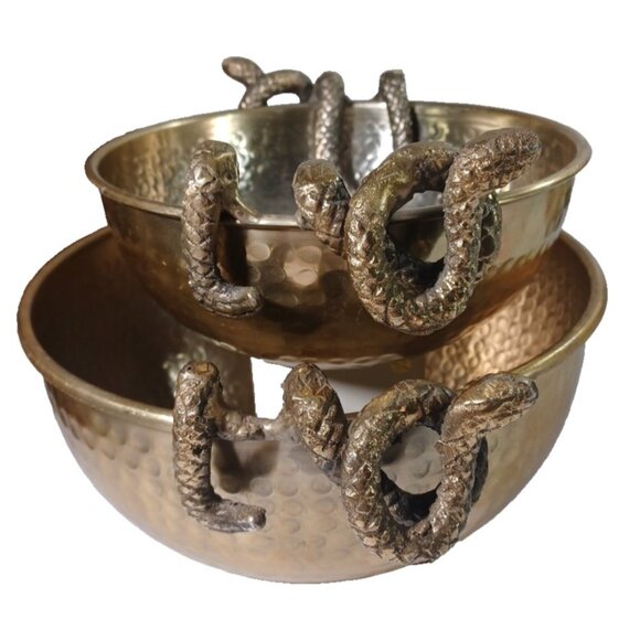 Set Of 2 Gold Hammered Brass ? Bowls With Snake Handles Vintage Decorative Uniqu - Picture 4 of 13